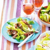 Recept van Caesar salade met rookvlees op Receptenenzo